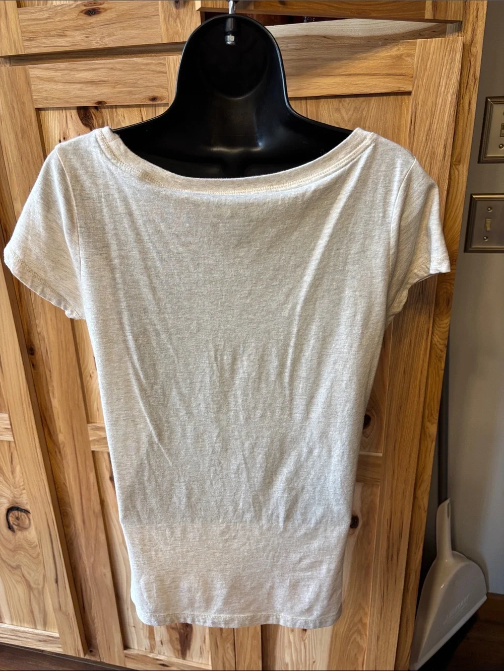 Aeropostale Beige Tee with Blue and Pink Bird Appliqués